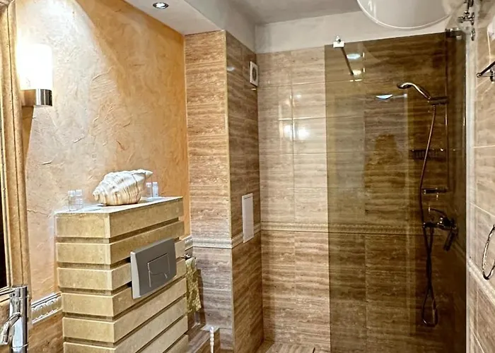 Penthouse Happy Moments 3 Slantchev Briag