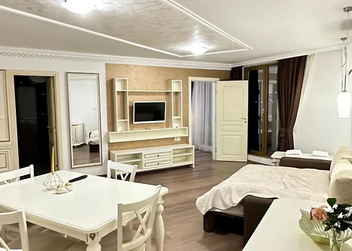Penthouse Happy Moments 3 * Slantchev Briag